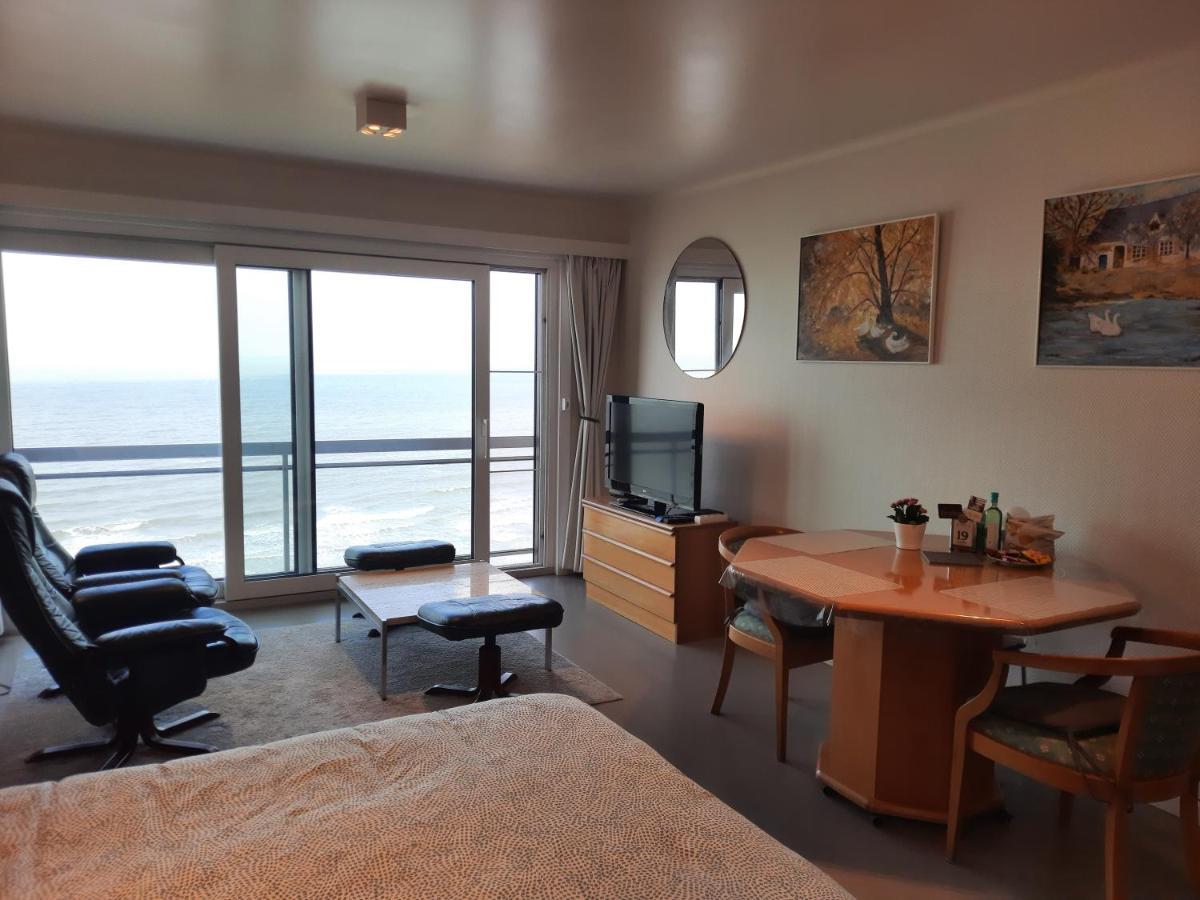 מידלקרק Studio On The Beach With Sea View מראה חיצוני תמונה