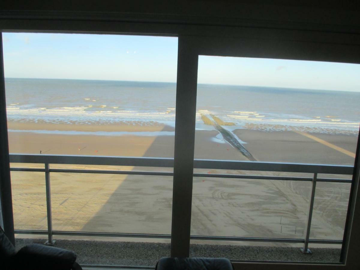 מידלקרק Studio On The Beach With Sea View מראה חיצוני תמונה